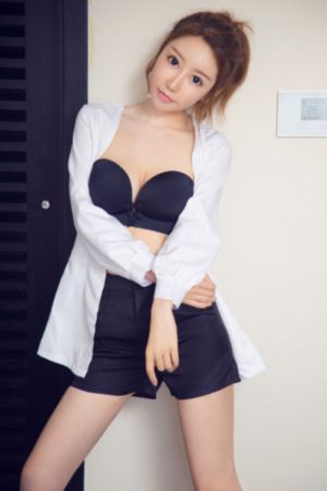 电车魔女在线播放