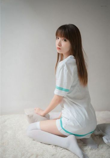 《四位少妇按摩记》完整版
