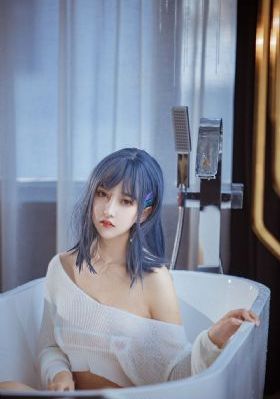 《美丽小蜜桃》