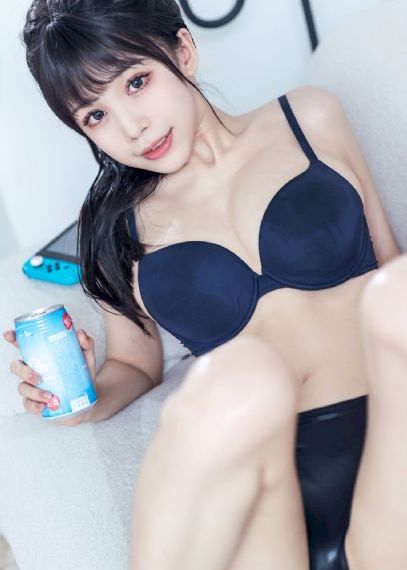 女生扒开尿口给男生捅38分钟