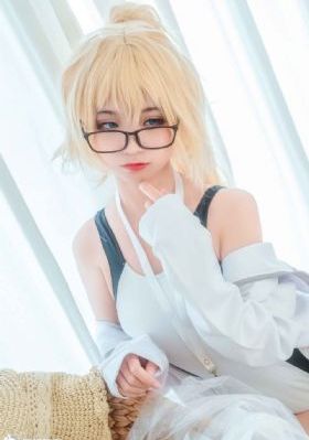花朵与蛇