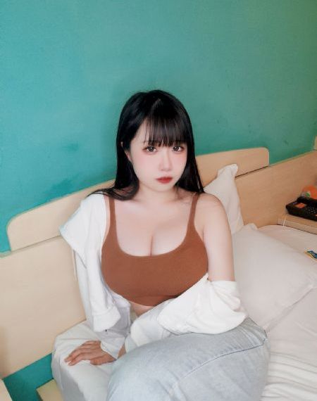 大奶在线