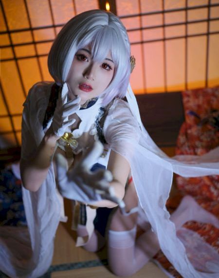 森泽佳奈女教师无删减版