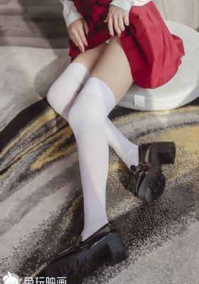 天海翼香汗女教师在线播放